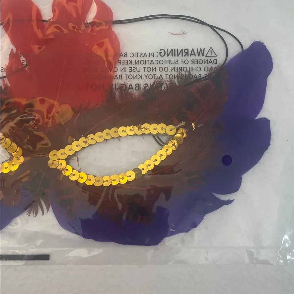 bedwina feather sequin